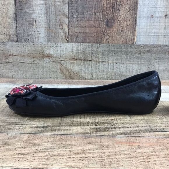 White House Black Market Black Red Gemstone Toe Ballet Flats Womens 8M Slip‎ On - Picture 5 of 13